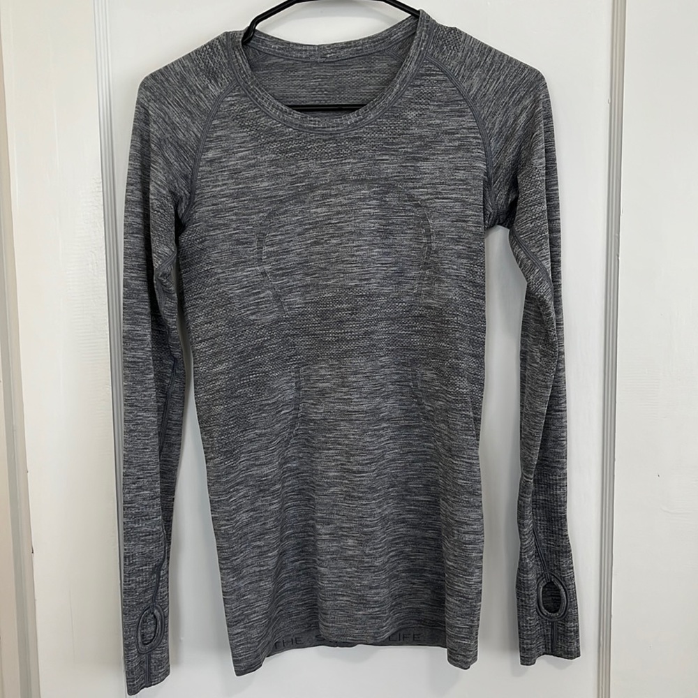 Lululemon Swiftly Tech long sleeve running/training shirt - grey - size 6